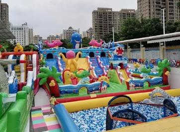 开儿童游乐设施赚钱么？哪些地方开儿童游乐园赚钱？配图